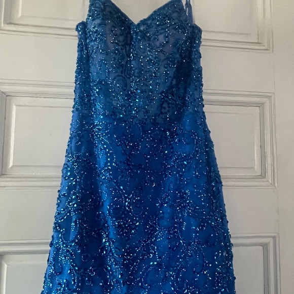 Mori Lee Prom Size 6 Like New - Picture 8 of 14